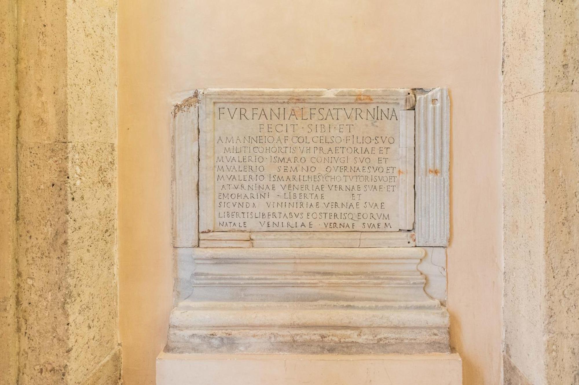 Maison Leo A Largo Argentina Lägenhet *